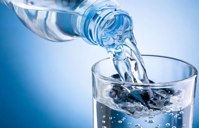 đăng ký vệ sinh an toàn thực phẩm cho cơ sở sản xuất nước uống đóng chai đóng bình