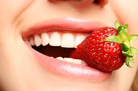 thực phẩm giúp răng trắng sáng hơn 1